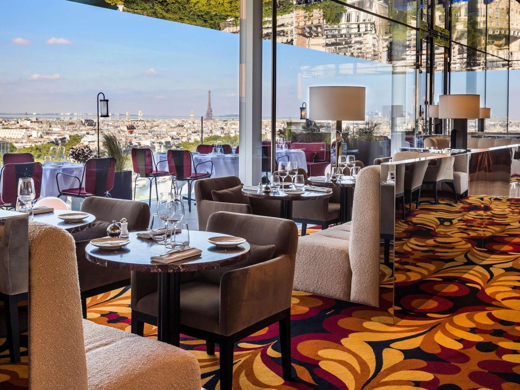 So/ Paris Hotel ภายนอก รูปภาพ Restaurant Le Ciel